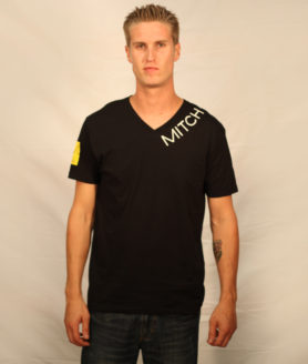 202820 MITCH yellow sq_black vneck_front-web